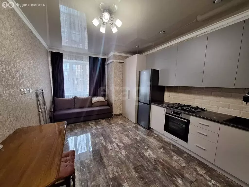 2-комнатная квартира: Владикавказ, проспект Героев Отечества, 4 (50 м) - Фото 2