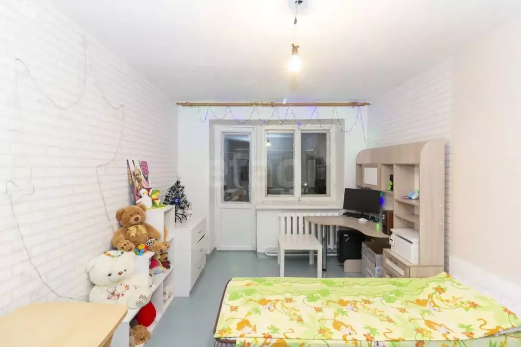 3-к кв. Тюменская область, Тюмень Волгоградская ул., 111 (52.8 м) - Фото 1