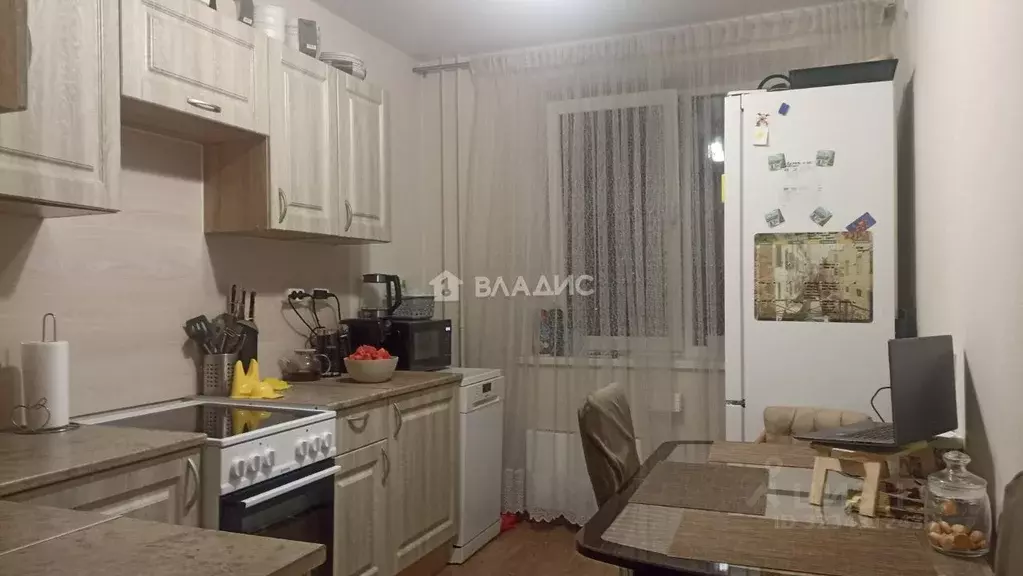 2-к кв. Волгоградская область, Волгоград ул. Мичурина, 19 (59.0 м) - Фото 1