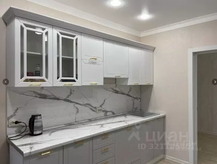 2-к кв. Кабардино-Балкария, Нальчик ул. Тлостанова, 28Б (72.0 м) - Фото 0