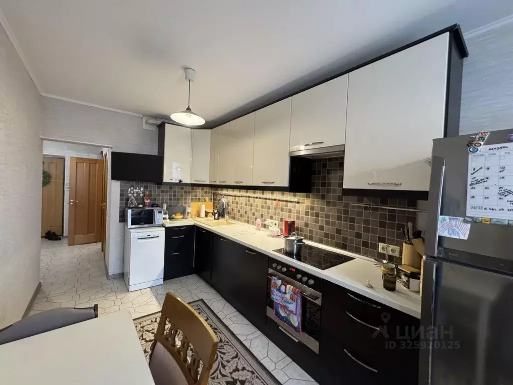 2-к кв. Московская область, Реутов Комсомольская ул., 10к1 (64.3 м) - Фото 1