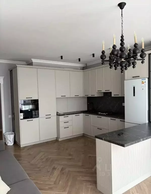 2-к кв. Астраханская область, Астрахань Кремлевская ул., 1 (74.0 м) - Фото 1