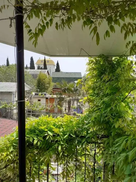 Комната Крым, Алушта муниципальный округ, с. Малореченское ул. ... - Фото 2