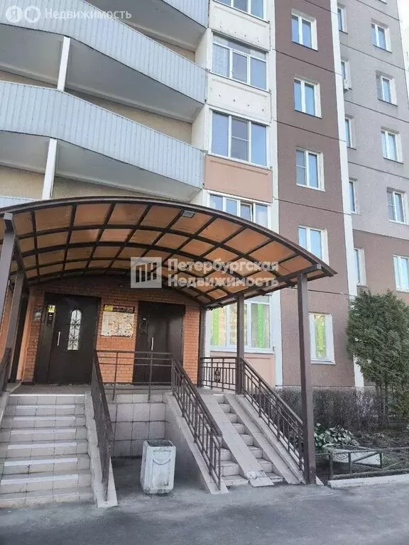 3-комнатная квартира: Санкт-Петербург, Богатырский проспект, 32к1 ... - Фото 2