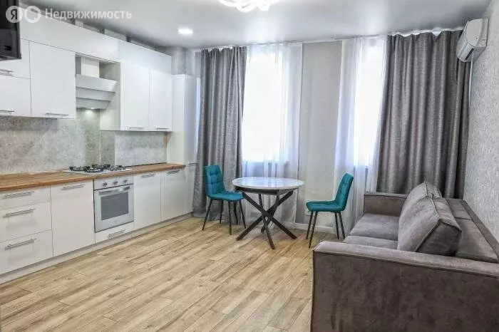 2-комнатная квартира: село Мирное, Щедрая улица, 3 (45 м) - Фото 0