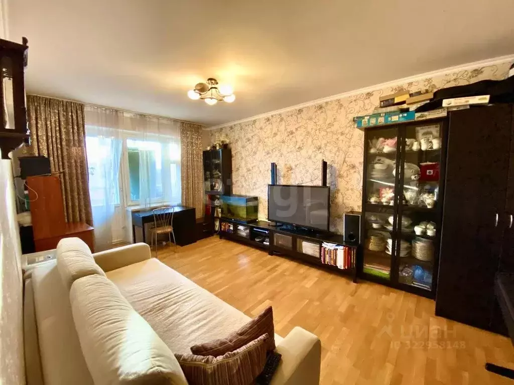 2-к кв. Татарстан, Казань ул. Братьев Касимовых, 21 (52.9 м) - Фото 1