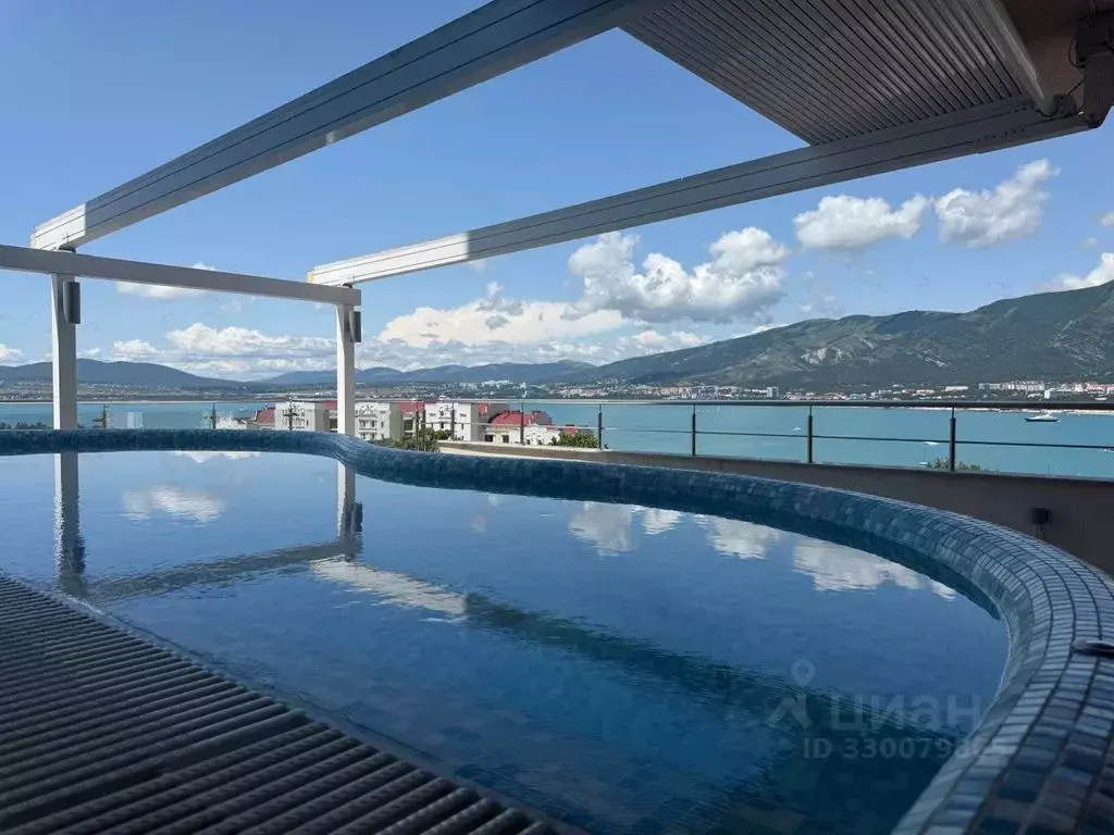 1-к кв. Краснодарский край, Геленджик Крымская ул., 3к4 (100.0 м) - Фото 1
