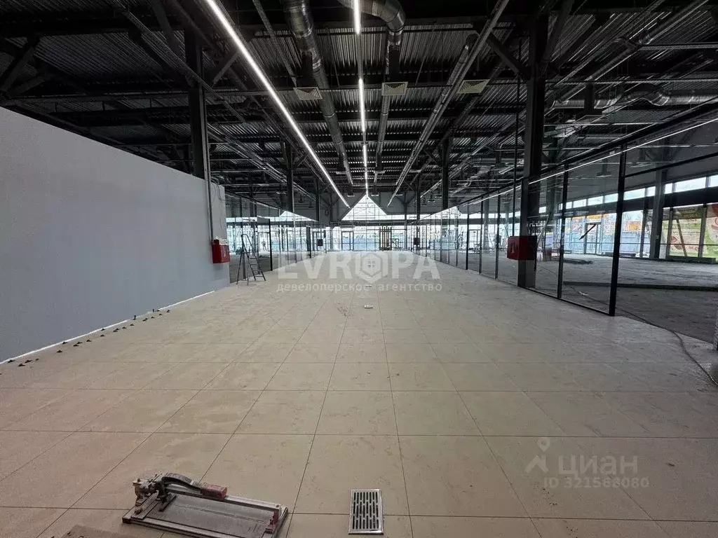 Торговая площадь в Ульяновская область, Ульяновск ул. Крефельдская, ... - Фото 0