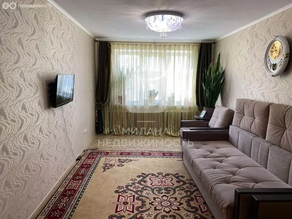 3-комнатная квартира: Оренбург, Салмышская улица, 2 (65.6 м) - Фото 1