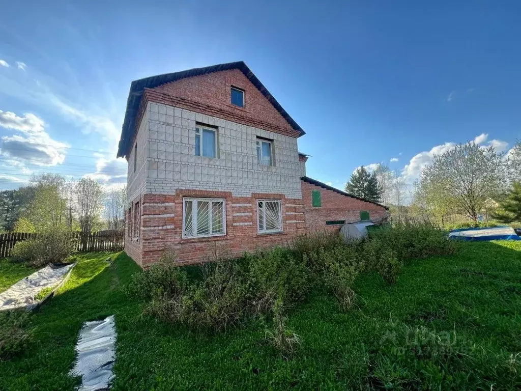 Коттедж в Томская область, Томск пос. Апрель, Листопадная ул. (250 м) - Фото 0