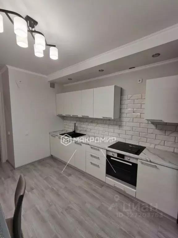 1-к кв. Брянская область, Брянск Степная ул., 9 (45.8 м) - Фото 2