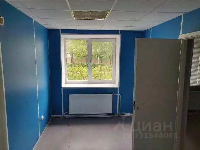 Помещение свободного назначения в Ленинградская область, Отрадное ... - Фото 1