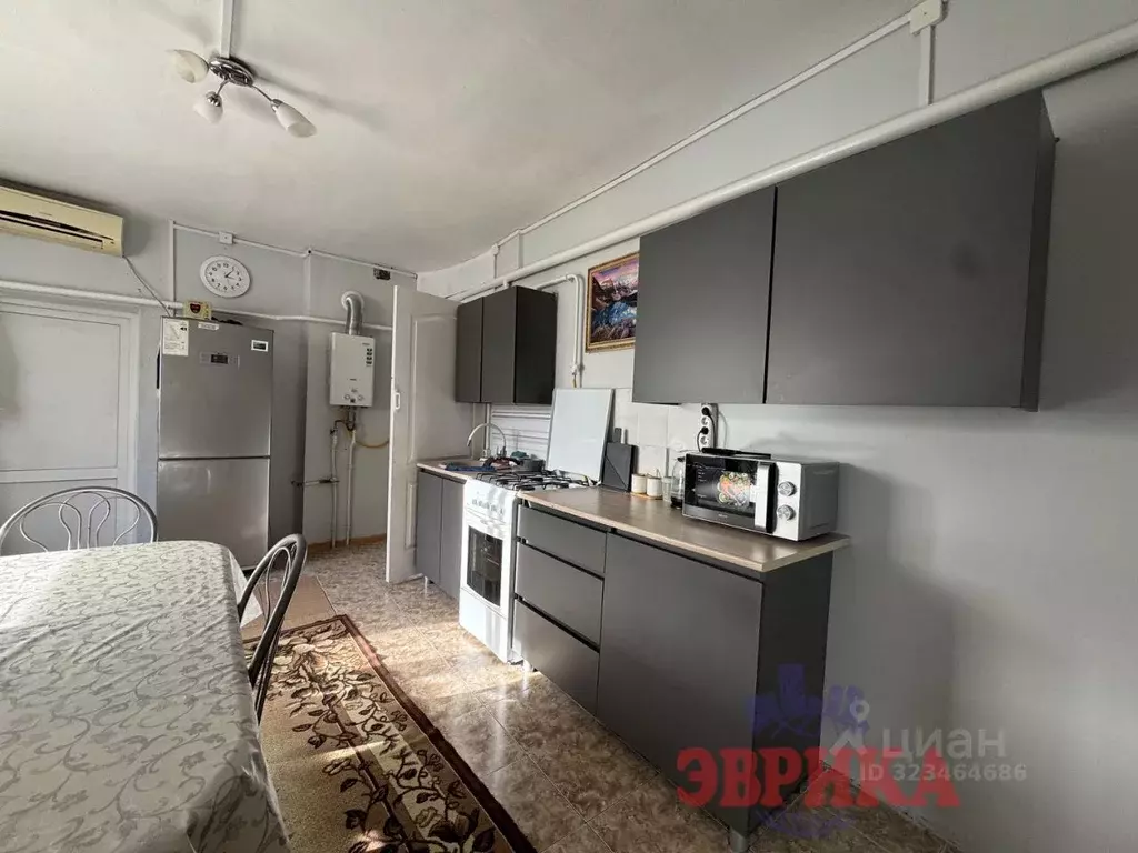 Дом в Краснодарский край, Крымск ул. Луначарского, 75 (76 м) - Фото 2