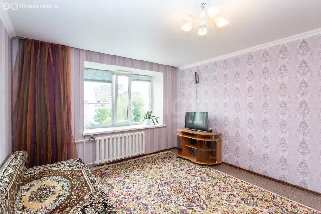 1-комнатная квартира: Тобольск, улица Знаменского, 3 (38.5 м) - Фото 1