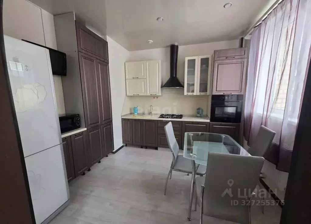 3-к кв. Ленинградская область, Кириши Березовый пер., 6 (78.3 м) - Фото 1