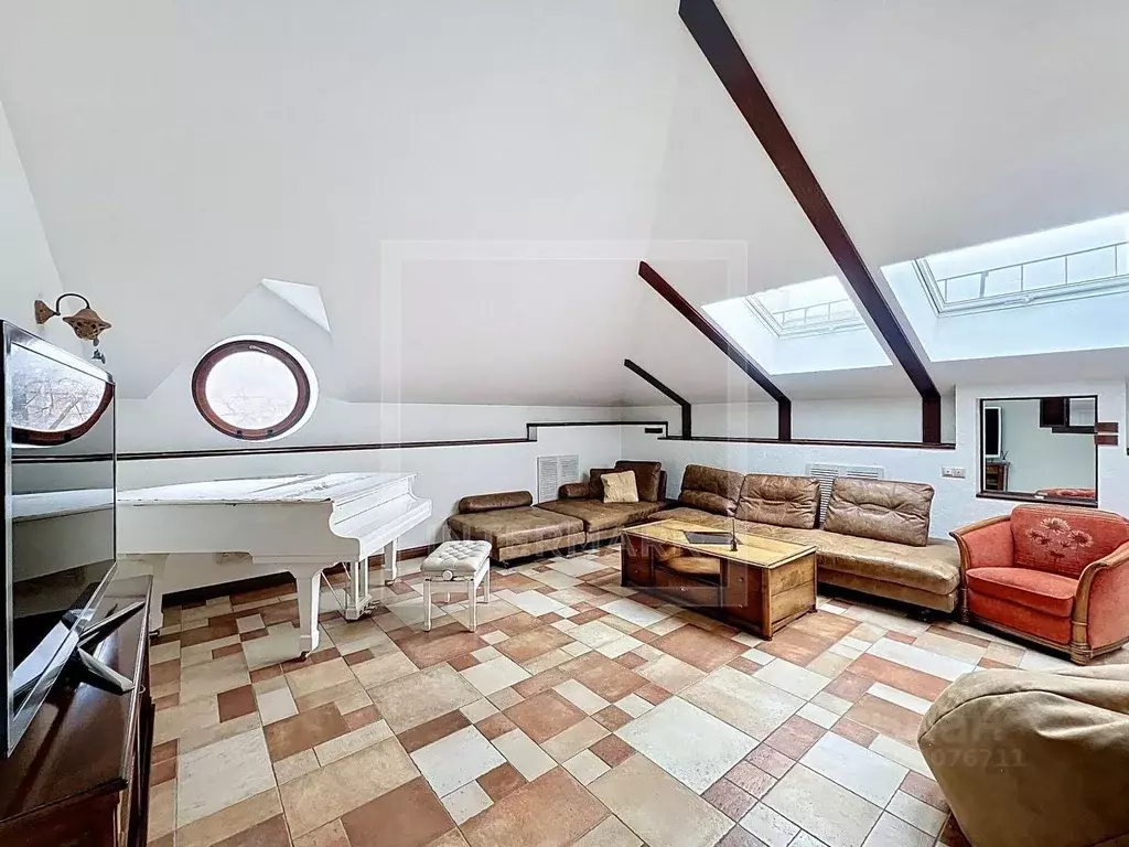 5-к кв. Москва Цветной бул., 28С1 (185.0 м) - Фото 1