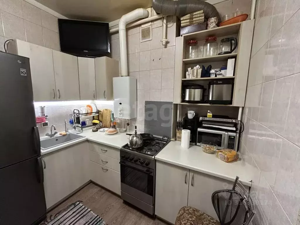 1-к кв. Коми, Ухта Октябрьская ул., 6 (41.3 м) - Фото 1