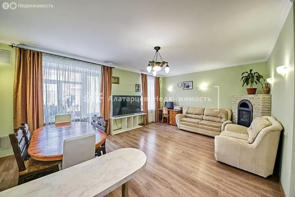 Дом в Томск, микрорайон Академгородок, Академический проспект, 31 ... - Фото 1