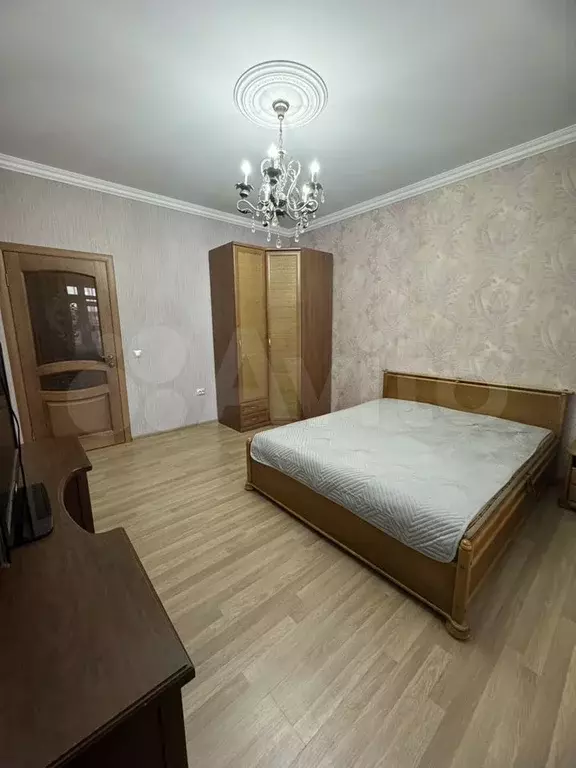 2-к. квартира, 60 м, 3/3 эт. - Фото 0