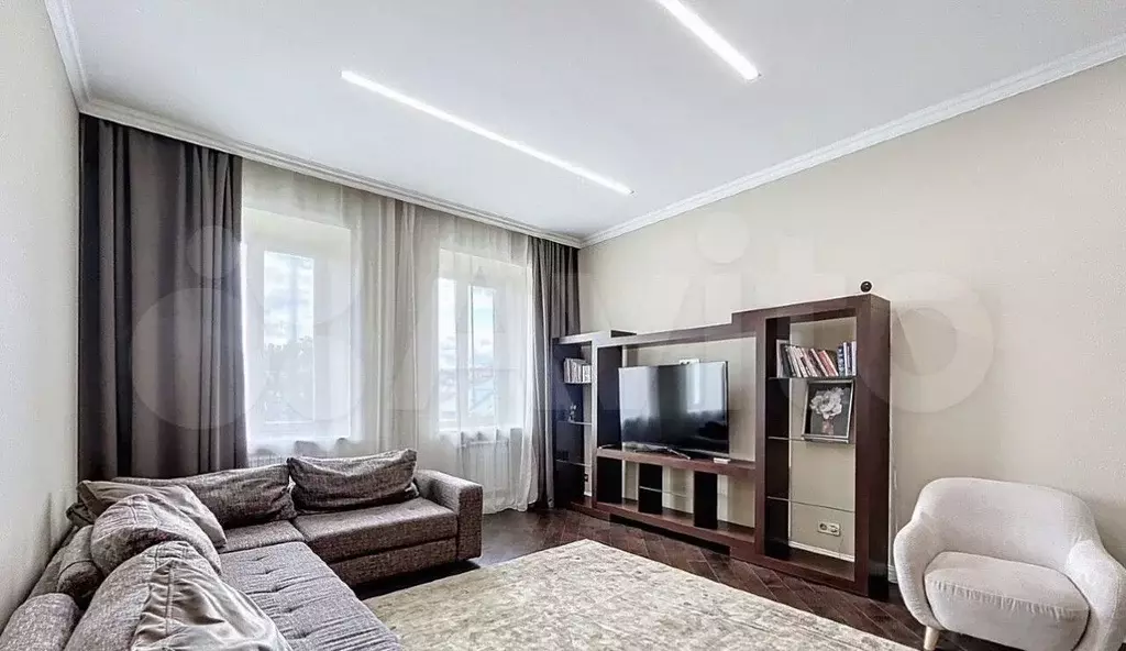 3-к. квартира, 100 м, 4/4 эт. - Фото 0