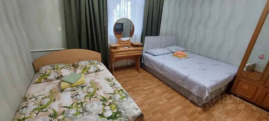1-к кв. Крым, Феодосия ул. Листовничей, 2 (40.0 м) - Фото 0
