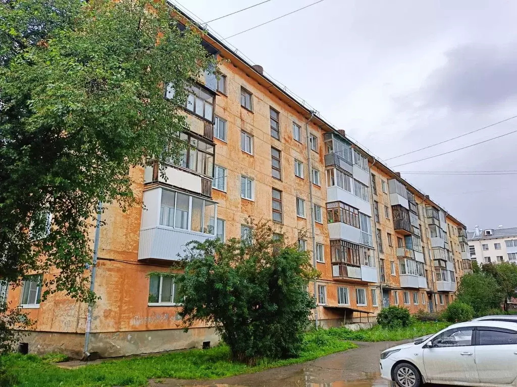 1-к кв. Свердловская область, Верхняя Пышма ул. Уральских Рабочих, 35 ... - Фото 0
