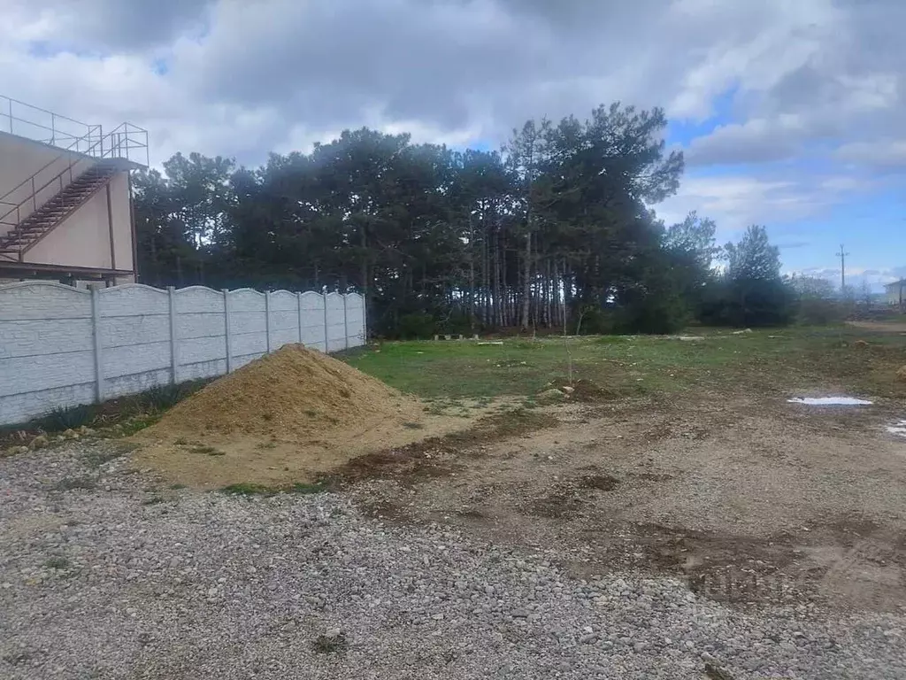 Участок в Севастополь ш. Монастырское, 59/4/1 (5.1 сот.) - Фото 0