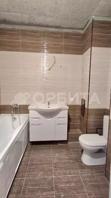 1-к кв. Тюменская область, Тюмень ул. Александра Протозанова, 8к1 ... - Фото 1