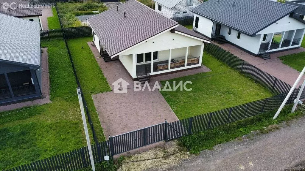 Дом в деревня Мухоловка, Солнечная улица, 206 (160 м) - Фото 1