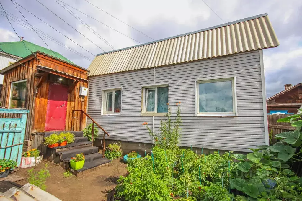 Дом в Бурятия, Улан-Удэ Батарейка мкр, ул. Дальняя, 9 (45 м) - Фото 1