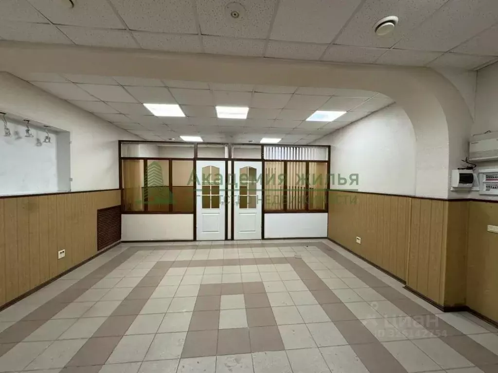 Помещение свободного назначения в Саратовская область, Саратов ул. ... - Фото 2