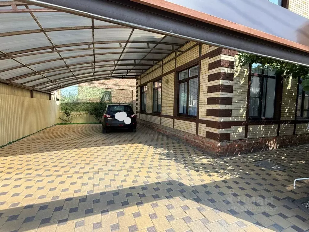 Дом в Ростовская область, Ростов-на-Дону Цифровой пер., 8 (152 м) - Фото 1