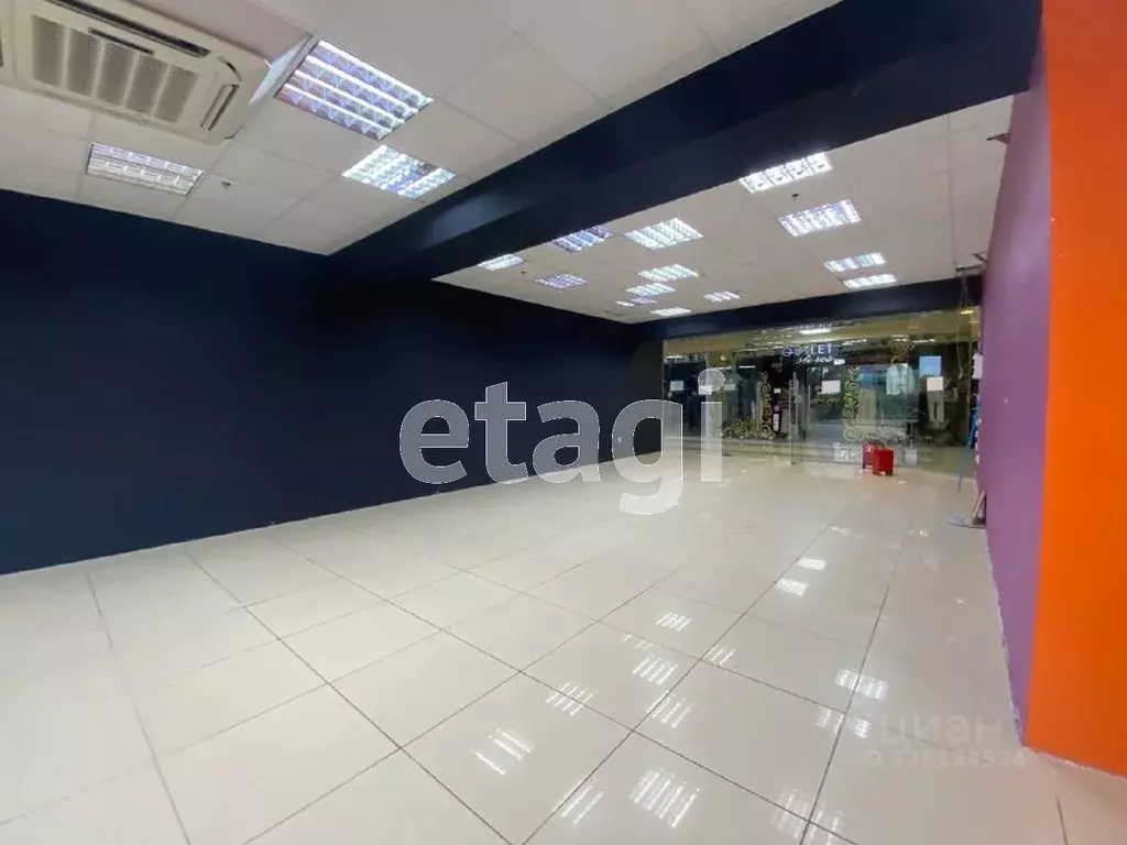 Торговая площадь в Краснодарский край, Ейск ул. Победы (102 м) - Фото 2