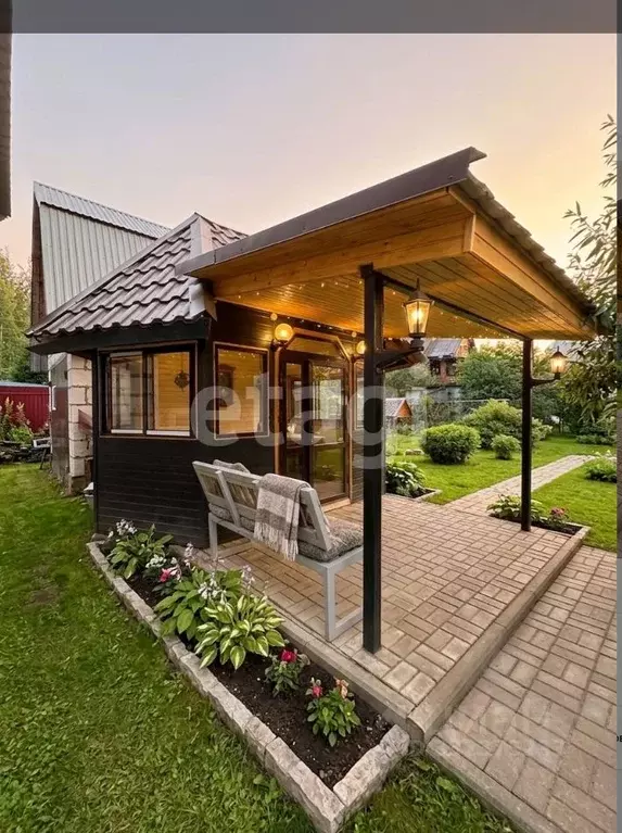 Дом в Калужская область, Юхнов Калужская ул., 18 (250 м) - Фото 1