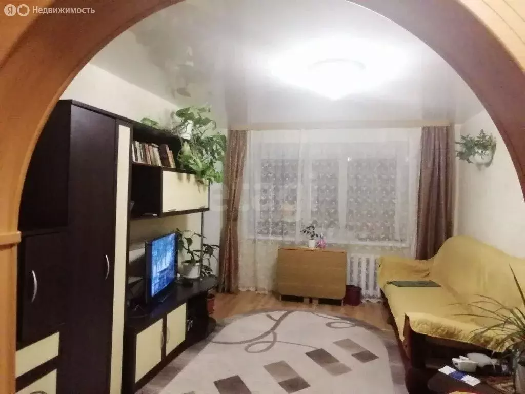 2-комнатная квартира: Ялуторовск, улица Революции, 181 (49.7 м) - Фото 2