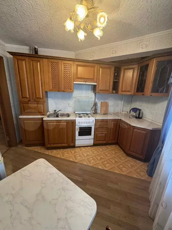 1-к. квартира, 39 м, 4/6 эт. - Фото 0