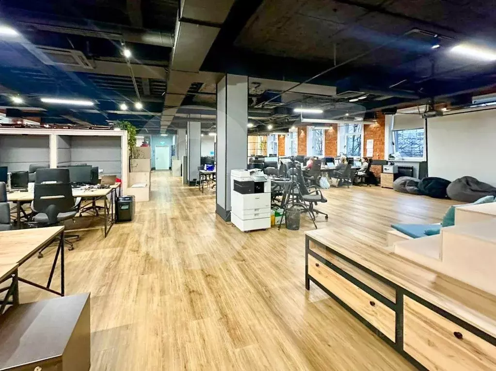 Офис в Москва Вятская ул., 27С15 (435 м) - Фото 1
