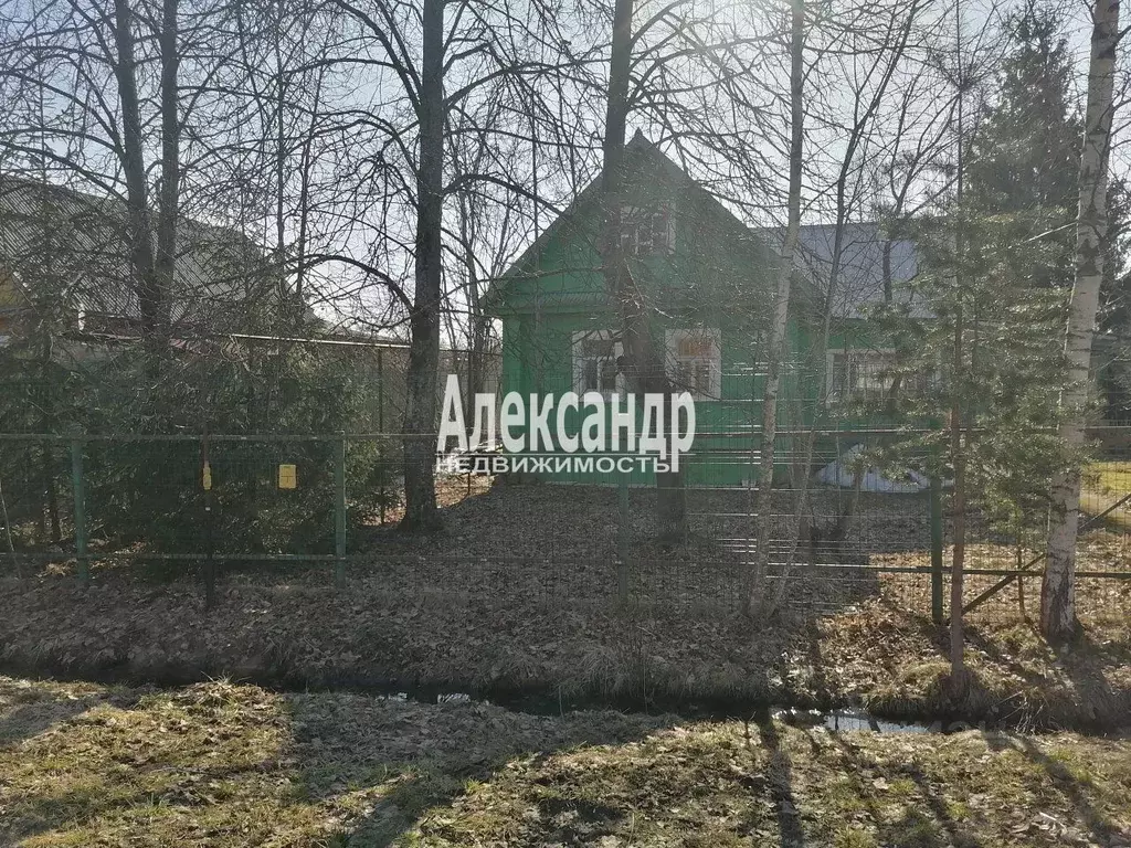 Дом в Ленинградская область, Тосненское городское поселение, с. Ушаки ... - Фото 0