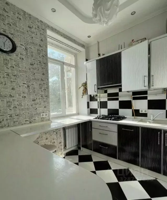 2-к кв. Севастополь ул. Рабочая, 27 (55.0 м) - Фото 1