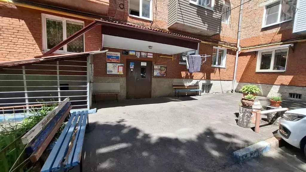 1-к кв. Северная Осетия, Владикавказ ул. Черняховского, 26к2 (35.3 м) - Фото 1