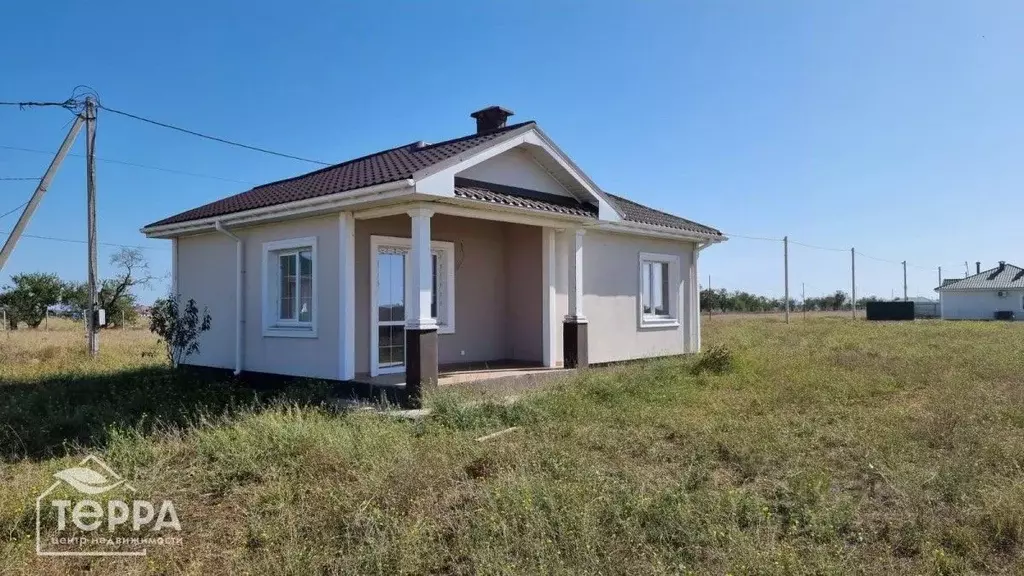 Дом в Крым, Сакский район, с. Уютное ул. Уютная, 3 (60 м) - Фото 2