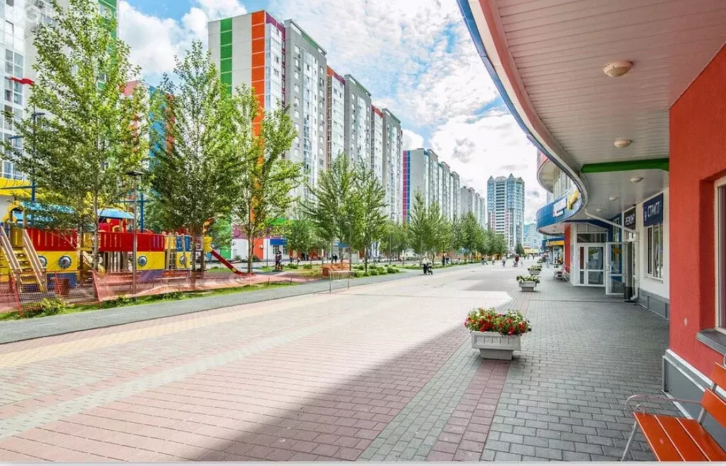 2-комнатная квартира: Тюмень, улица Александра Митинского, 7к1 (58 м) - Фото 1