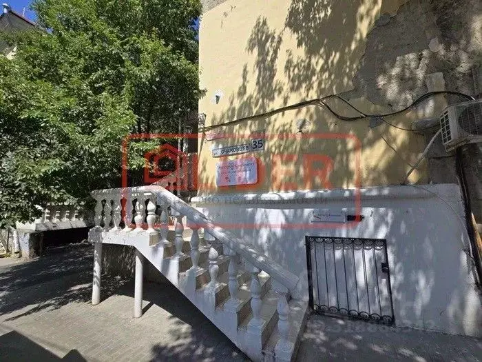 Торговая площадь в Севастополь ул. Очаковцев, 35 (60 м) - Фото 0