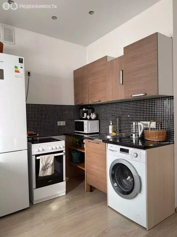 1-комнатная квартира: Омск, улица Крупской, 14 (33 м) - Фото 1