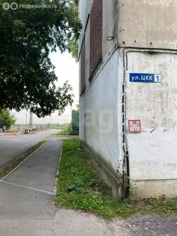 3-комнатная квартира: Балахна, улица ЦКК, 1 (71.7 м) - Фото 0