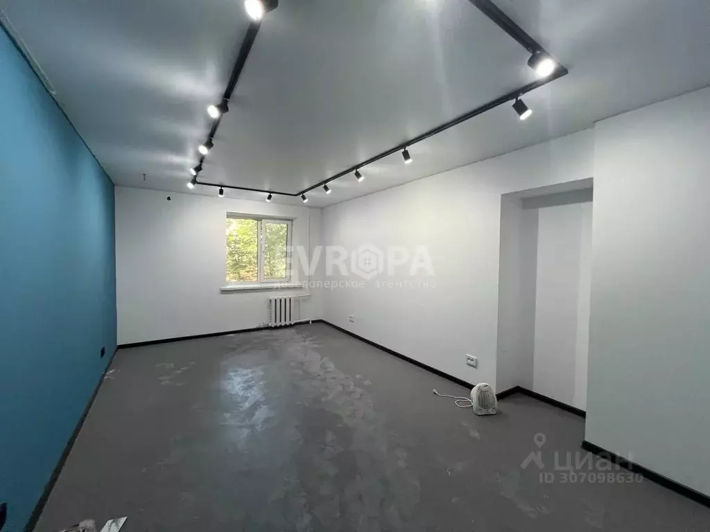 Офис в Ульяновская область, Ульяновск Ульяновский просп., 2 (373 м) - Фото 1