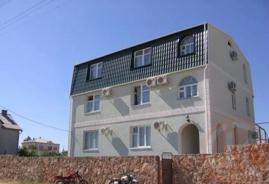 Дом в Крым, Черноморское пгт, Кипарис СНТ ул. Рыбацкая, 78 (398 м) - Фото 1