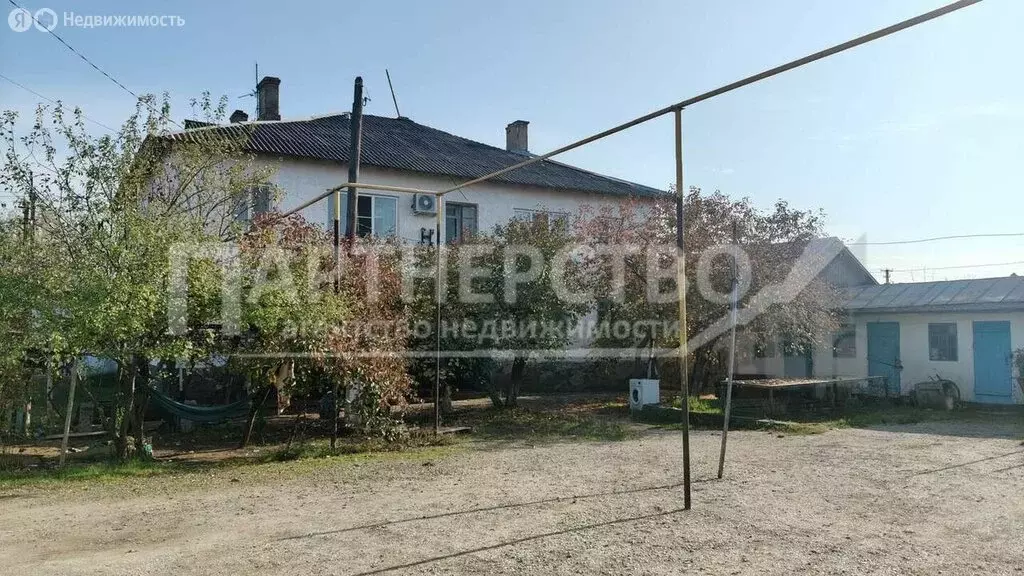 1-комнатная квартира: посёлок городского типа Ильский, Длинная улица, ... - Фото 1