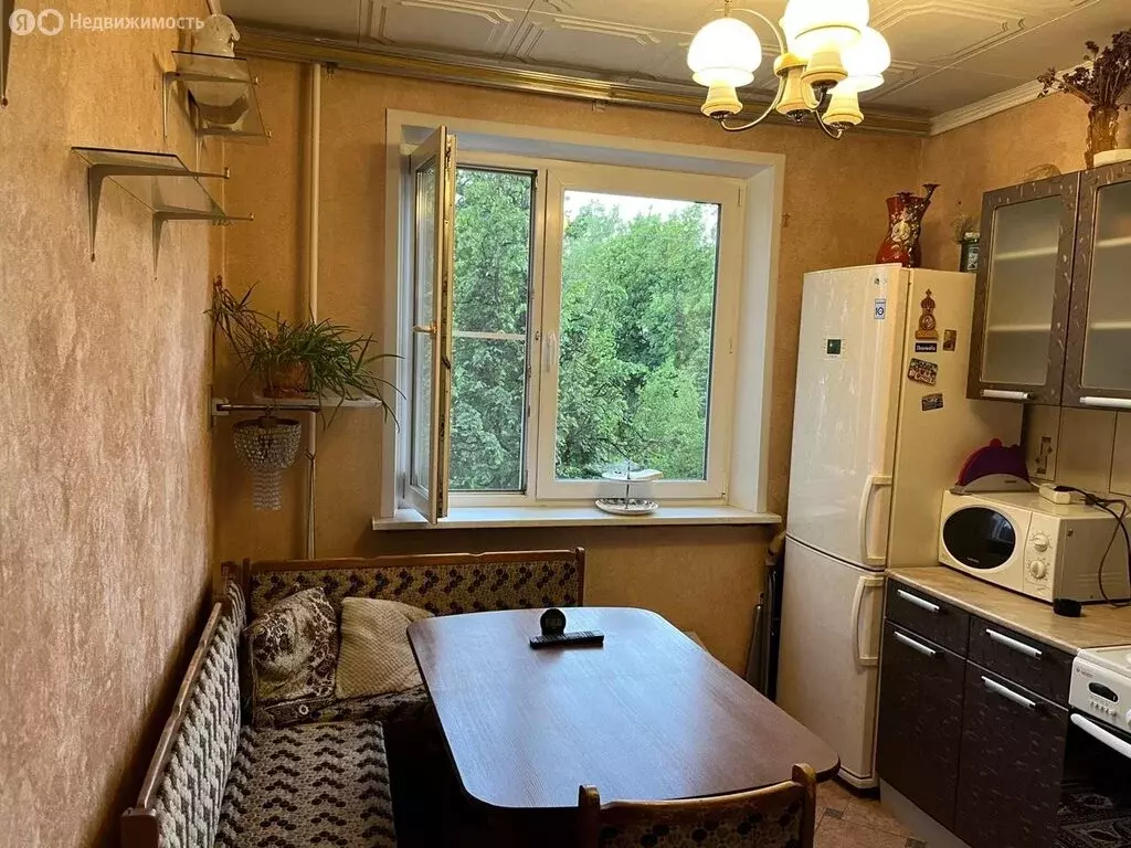 1-комнатная квартира: Москва, бульвар Яна Райниса, 1 (38 м) - Фото 1