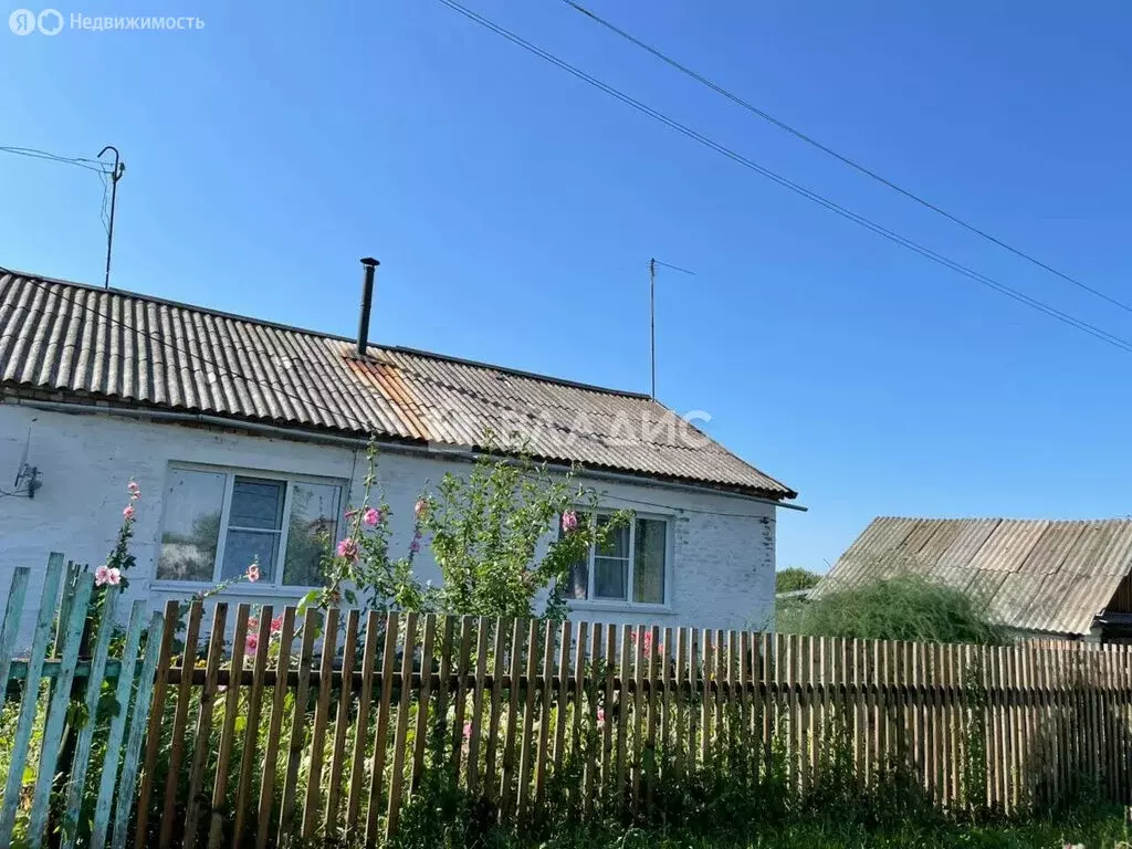 Дом в Солтонский район, посёлок Тосток, Центральная улица (51 м) - Фото 1